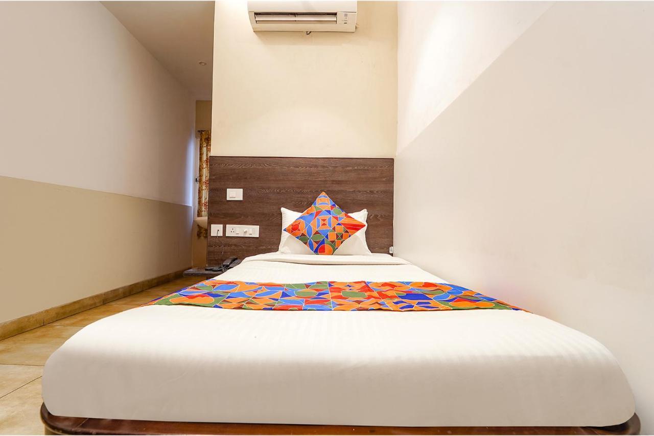 Fabhotel Karpagam - 900M From Nehru Stadium Coimbatore Exterior foto